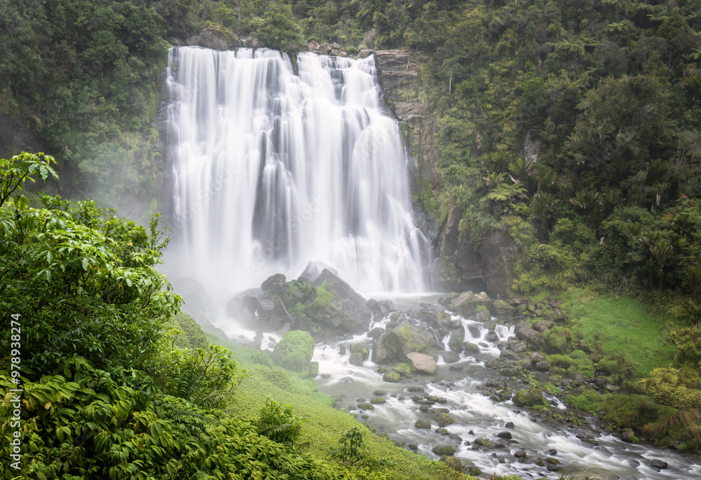 35m high Marokopa Falls in the Waitomo area. Waikato. North Island. New Zealand. 35m high Marokopa Falls in the Waitomo area. Waikato. North Island. New Zealand.