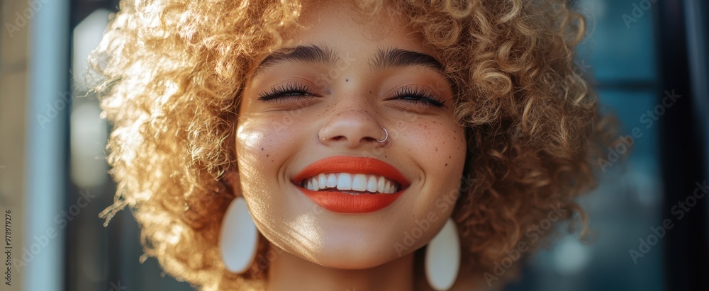 The Smiling Woman with Curls The Smiling Woman with Curls