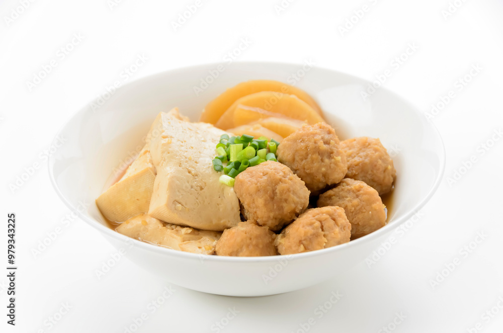 豆腐と鶏団子の煮物