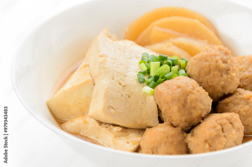 豆腐と鶏団子の煮物