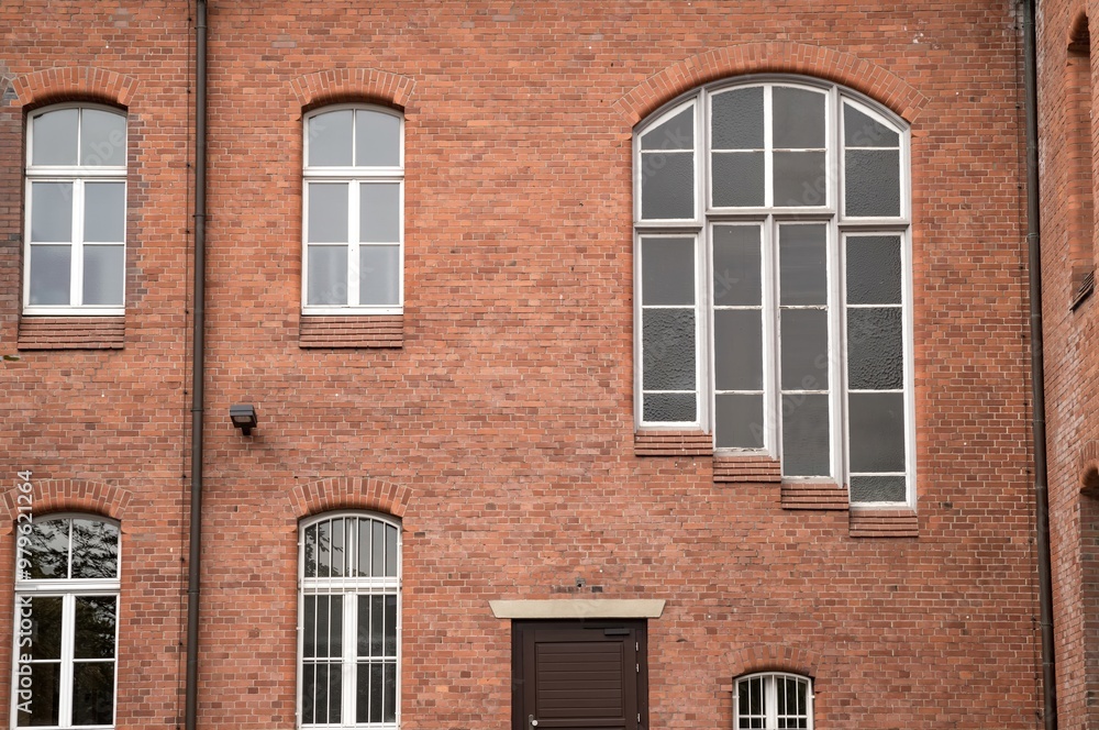 Obraz premium details of an office building over 100 years old in germany