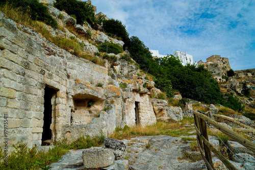 Il nucleo antico di Ginosa caratterizzato dalla gravina con antiche case e chiese rupestri, Taranto, Puglia, Italia photo