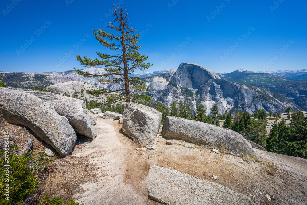 hiking from upper yosemite falls to north dome in yosemite national park