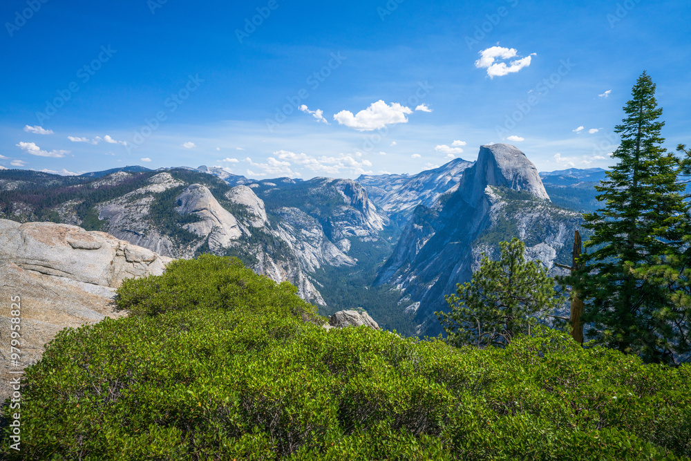 hiking the panorama trail in yosemite national park, california
