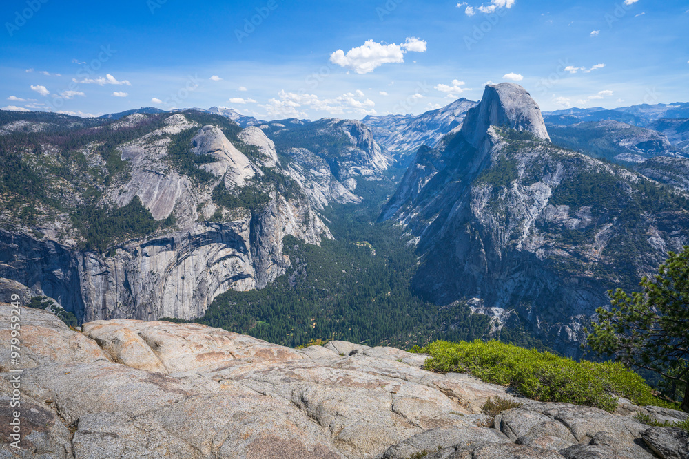 hiking the panorama trail in yosemite national park, california