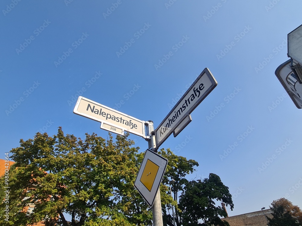 Fototapeta premium Schild der Nalepastraße in Berlin, Oberschöneweide