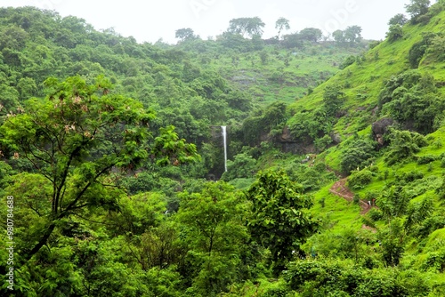 Obraz na plátne Waterfall in hills, Kharghar, Navi Mumbai, Maharashtra, India