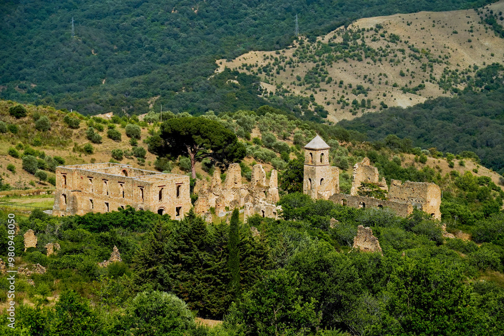 Campomaggiore vecchio, borgo fantasma,Potenza,Basilicata,Italy Campomaggiore vecchio, borgo fantasma,Potenza,Basilicata,Italy