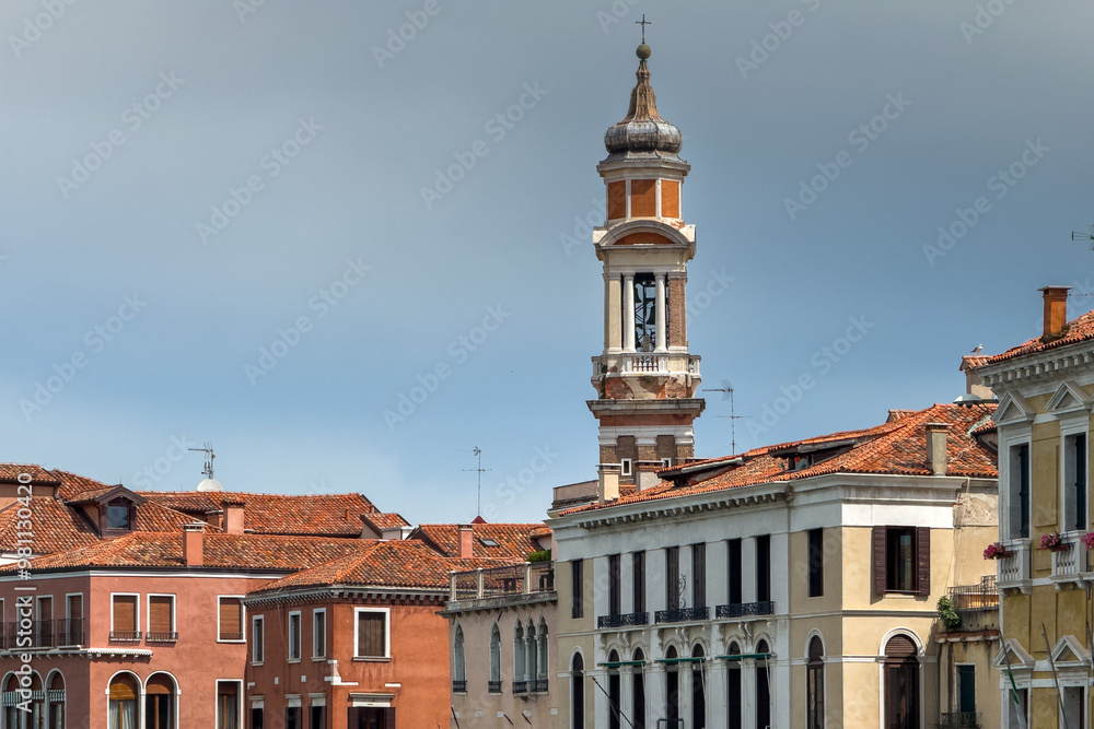 Obraz premium Venice landscape photo from boat. Sunny summer day in Venice, view to San Marco Square and other landmark buildings. Travel to Italy.