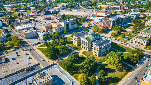 Canvas Print Aerial View of Toledo Ohio Courthouse Amidst Urban Landscape