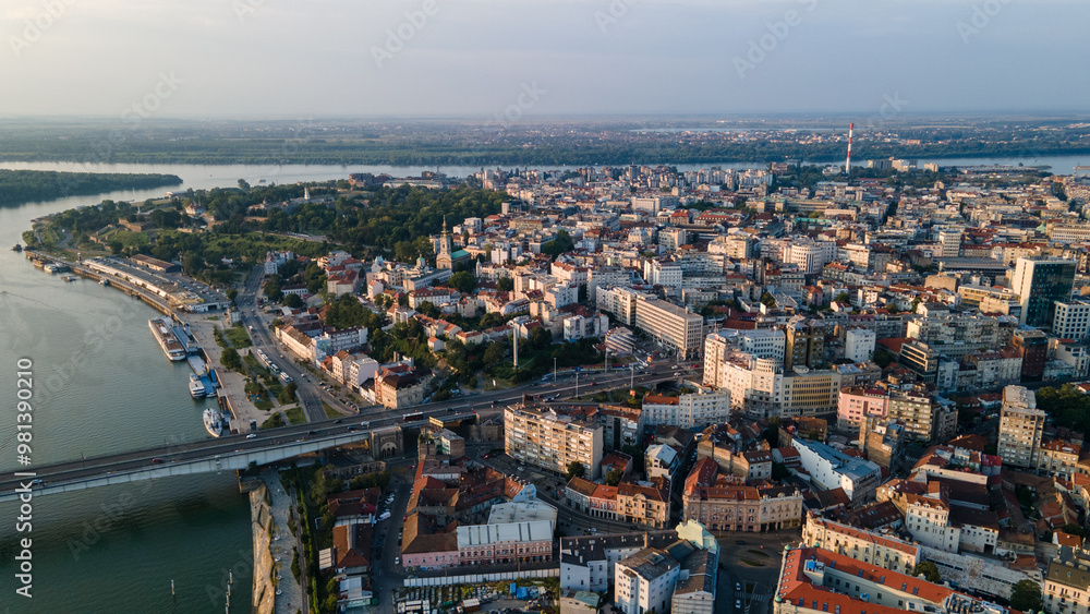 Fototapeta premium The drone view of the historical downtown center of Belgrade at sunset.