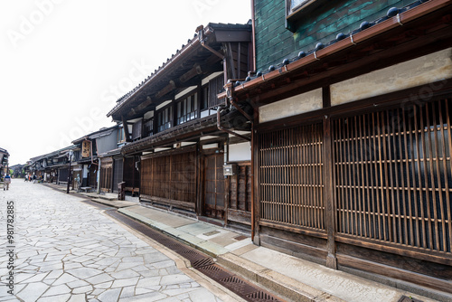 金屋町「千本格子の家並み」