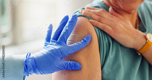Cuadro en lienzo Plaster, glove and hand of doctor with patient for injection, cure or vaccination in clinic