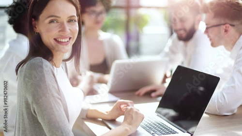 Wallpaper Mural Business woman working on laptop computer in office Torontodigital.ca