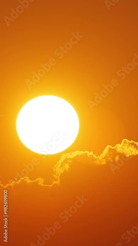 Wallpaper Mural Time lapse of the sun rising behind clouds in Florida Torontodigital.ca