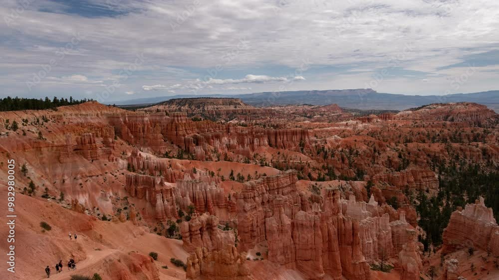 Bryce Canyon Time Lapse Navajo Loop Trail from Sunset Point Pan L Utah USA Bryce Canyon Time Lapse Navajo Loop Trail from Sunset Point Pan L Utah USA