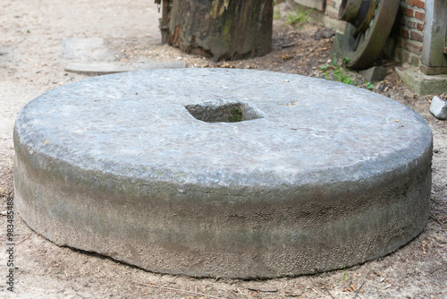 Obraz na płótnie millstone w salonie