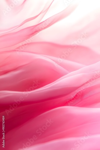 Blurred pink and white background, abstract gradient, blurred, grainy, grain texture,