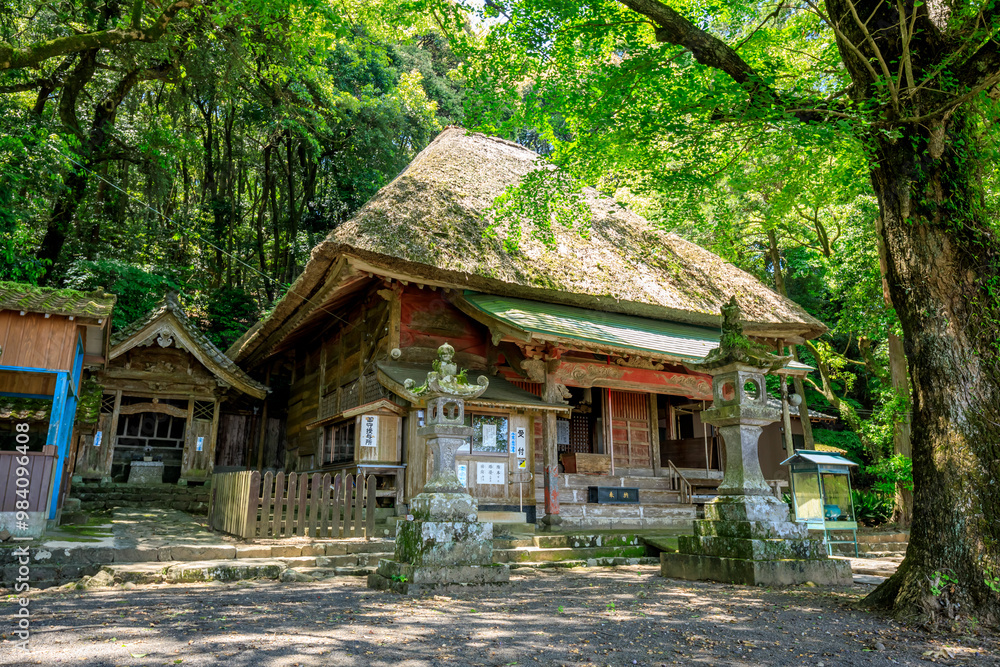 初夏の水堂安福寺 観音堂 佐賀県白石町 Mizudo Anpukuji Temple in early summer. Kannondo. Saga Pref, Shiraishi town. 初夏の水堂安福寺 観音堂 佐賀県白石町 Mizudo Anpukuji Temple in early summer. Kannondo. Saga Pref, Shiraishi town.