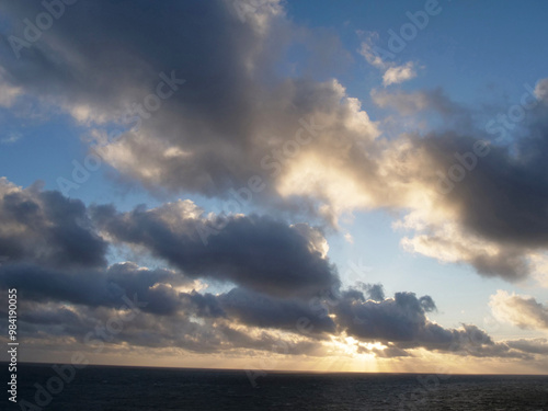 Fotoeindruecke zum Thema Kreuzfahrt auf einem Kreuzfahrtschiff mit lebendigem Bordleben.