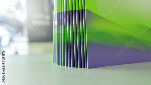 Quadro su tela Stitched printing brochures in the bookbindery or print shop