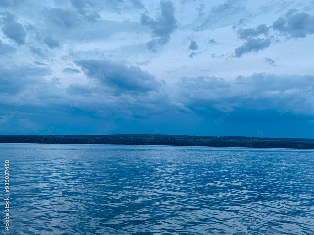 Obraz premium blue sky and sea