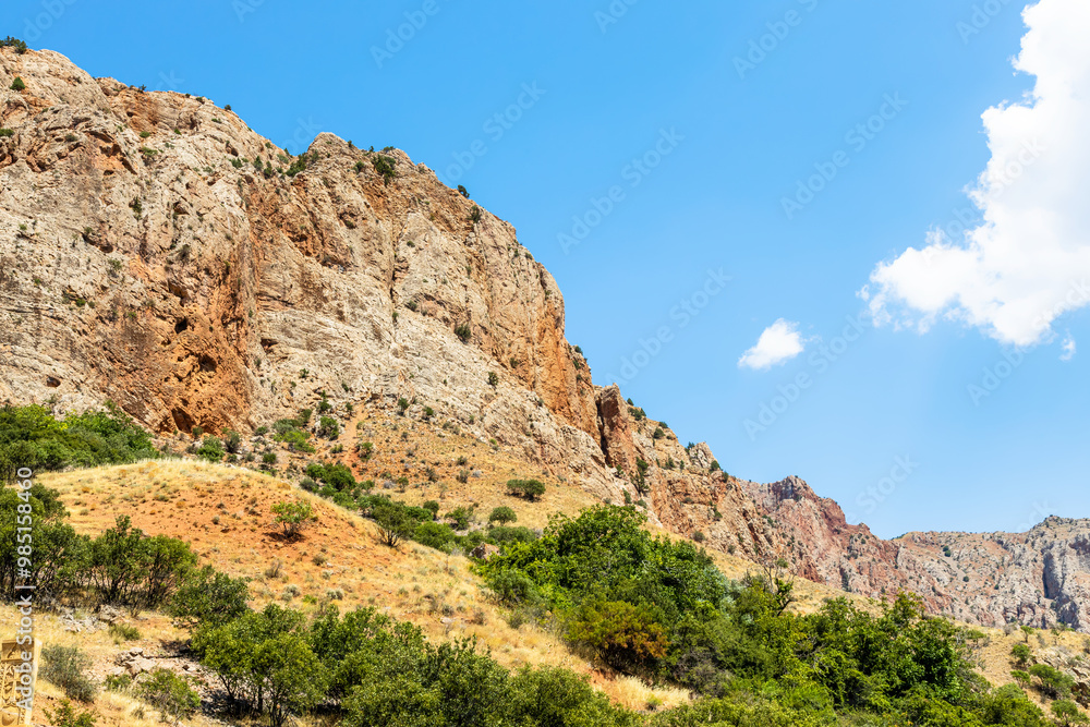 Fototapeta premium colorful gorge slope around Noravank monastery