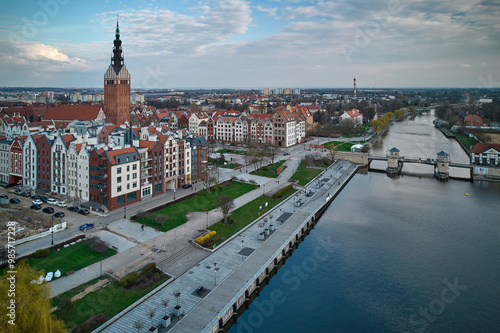 Obraz na płótnie Aerial View of Elbląg Old Town Riverside Promenade and Gothic Church Tower, Poland w salonie
