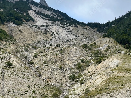 Stovžje landslide, Log pod Mangartom (Triglav National Park, Slovenia) - Erdrutsch in Stovzje (Triglav-Nationalpark, Slowenien) - Plaz Stovžje (Triglavski narodni park, Slovenija) photo