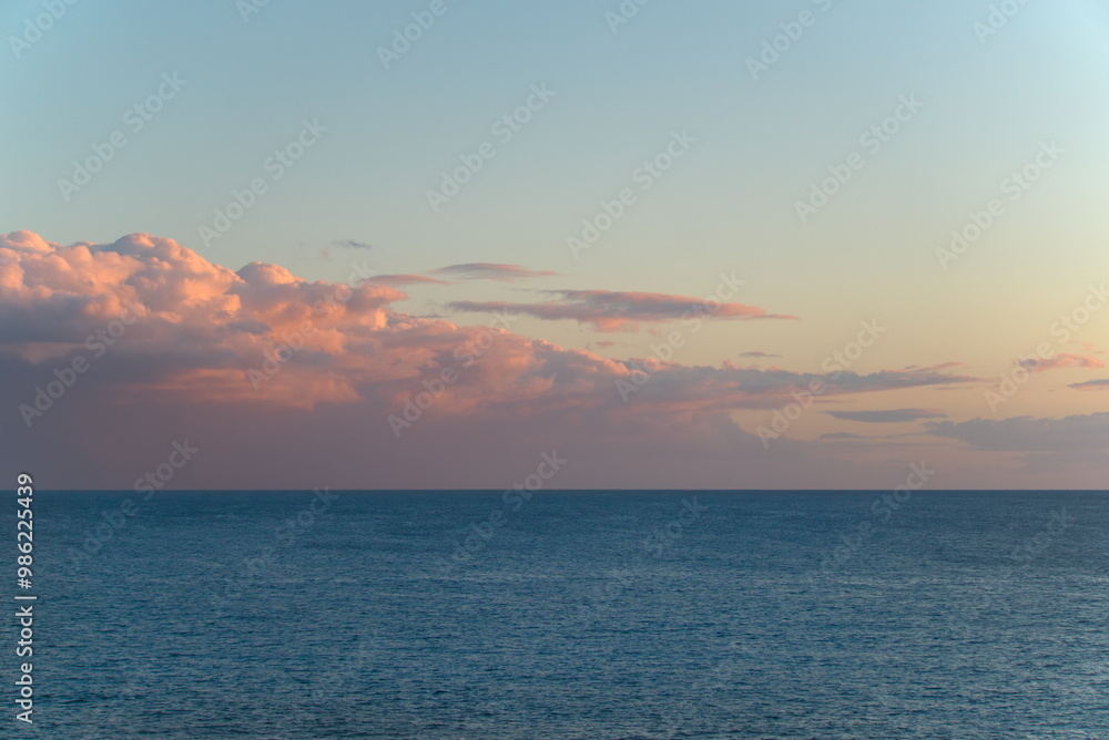 Fototapeta premium beautiful sunset over the sea (Ver. 1)
