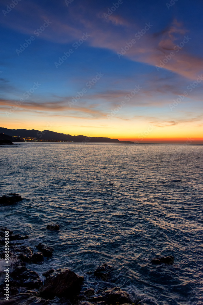 Naklejka premium Amanecer en las playas de Torrox, Málaga, España