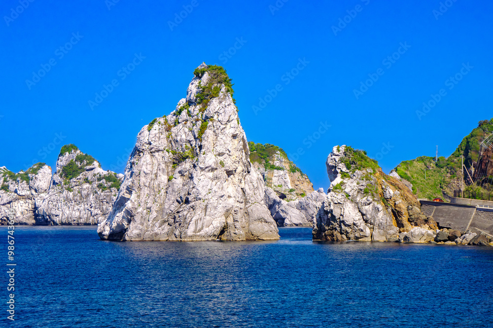 Fototapeta premium 和歌山、白崎海岸の美しい海と風景