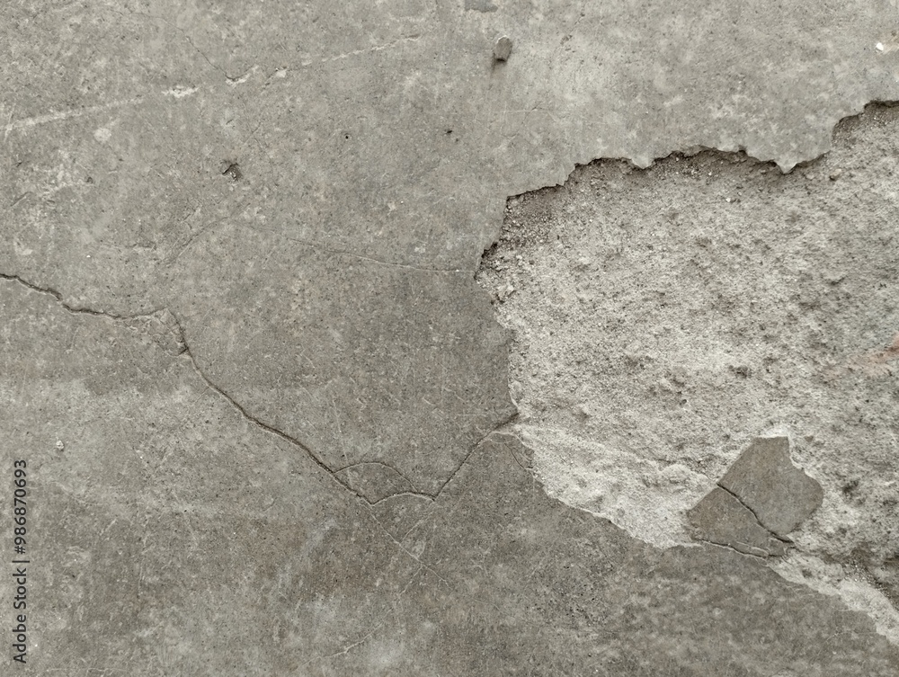 Obraz premium Concrete surfaces are peeling or spalling. due to extreme weather