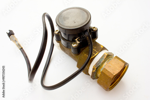 Photos Many electronic solenoid valves can be controlled by an analog input signal, allowing for precise control over the flow rate