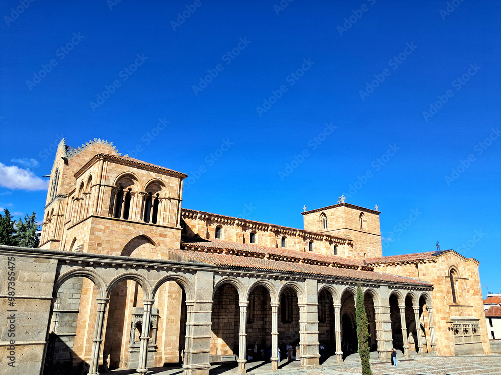 Iglesia románica de San Vicente en Ávila Iglesia románica de San Vicente en Ávila