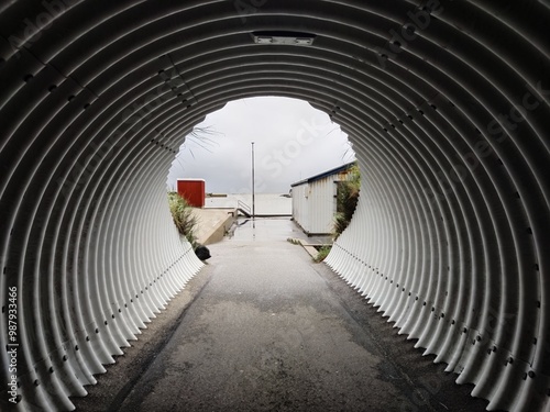 Tunnel am Hafen