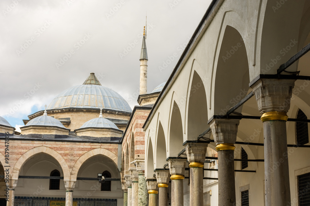 Fototapeta premium Ancient mosque of the Topkapi Palace, Istanbul, Turkey