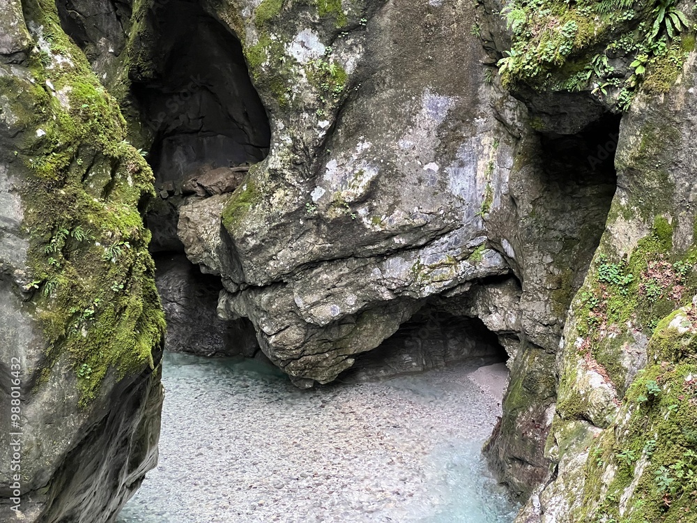 Tolmin Gorges (Triglav National Park, Slovenia) - Tolminer Klammen (Nationalpark Triglav, Slowenien) - Tolminska korita (Triglavski narodni park, Slovenija) Tolmin Gorges (Triglav National Park, Slovenia) - Tolminer Klammen (Nationalpark Triglav, Slowenien) - Tolminska korita (Triglavski narodni park, Slovenija)