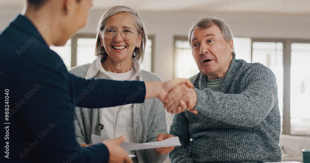 Obraz premium Financial advisor, handshake and senior couple with documents for insurance, saving and planning. Retirement, shaking hands and person with mature man and woman with paperwork, mortgage and pension