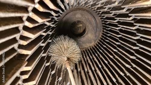Konstfotografi Clean the oil burner chamber for better combustion