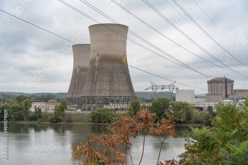 Фотография Three Mile Island Nuclear Power Plant