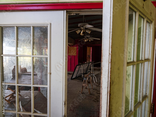 Εκτύπωση καμβά Abandoned Oyster Bar in Apalachicola Florida on the waterfront