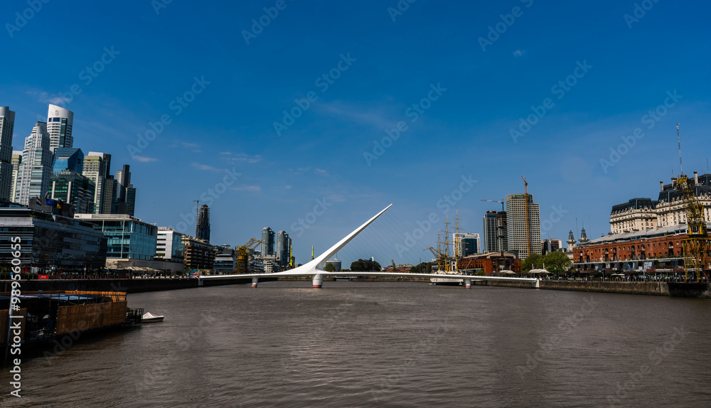 Obraz premium Buenos Aires, Argentina, 09-21-2024. View of the Womens Bridge in Puerto Madero