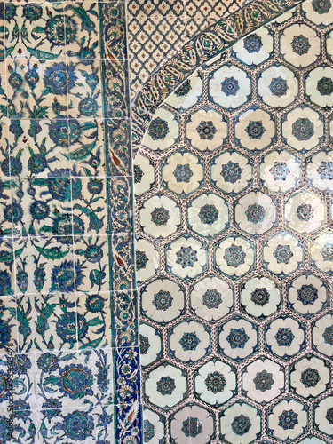 Obraz na płótnie interior mesquita árabe arabesco istanbul islã islâmico palácio dourado azulejo
w salonie