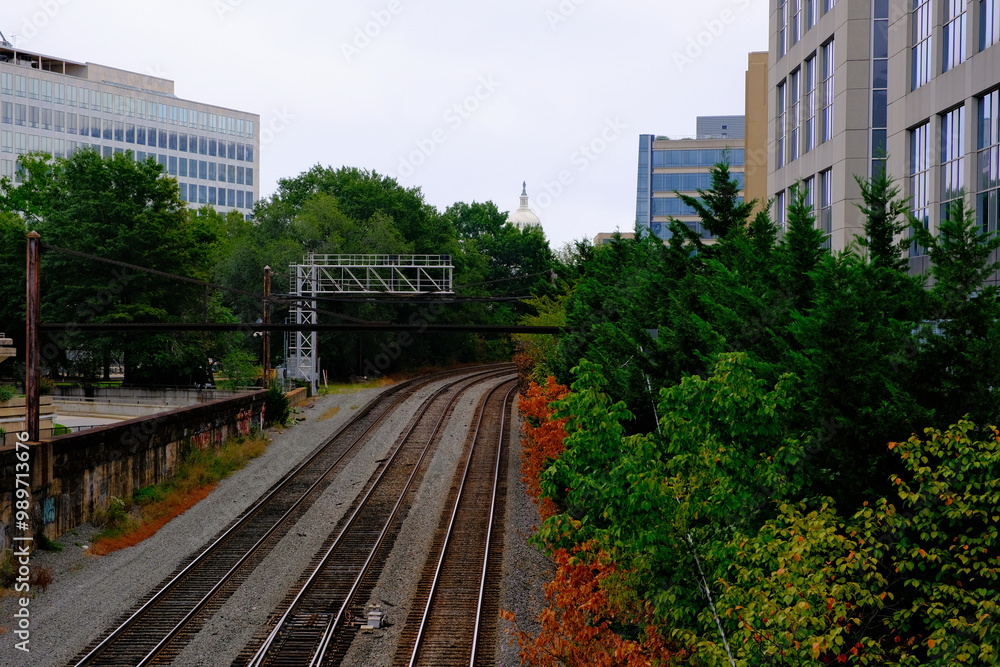 Fototapeta premium Railroad tracks through Washington, DC