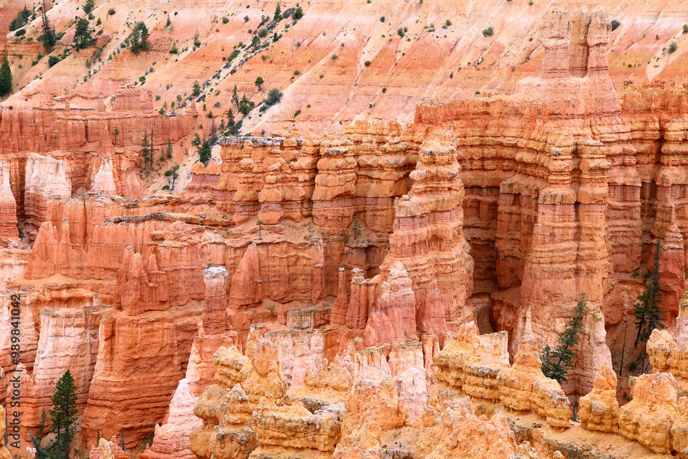 Bryce Canyon National Park, Utah: Amazing sandstone formations of red and orange called Hoodoos are the result of natural erosion. Bryce Canyon National Park, Utah: Amazing sandstone formations of red and orange called Hoodoos are the result of natural erosion.