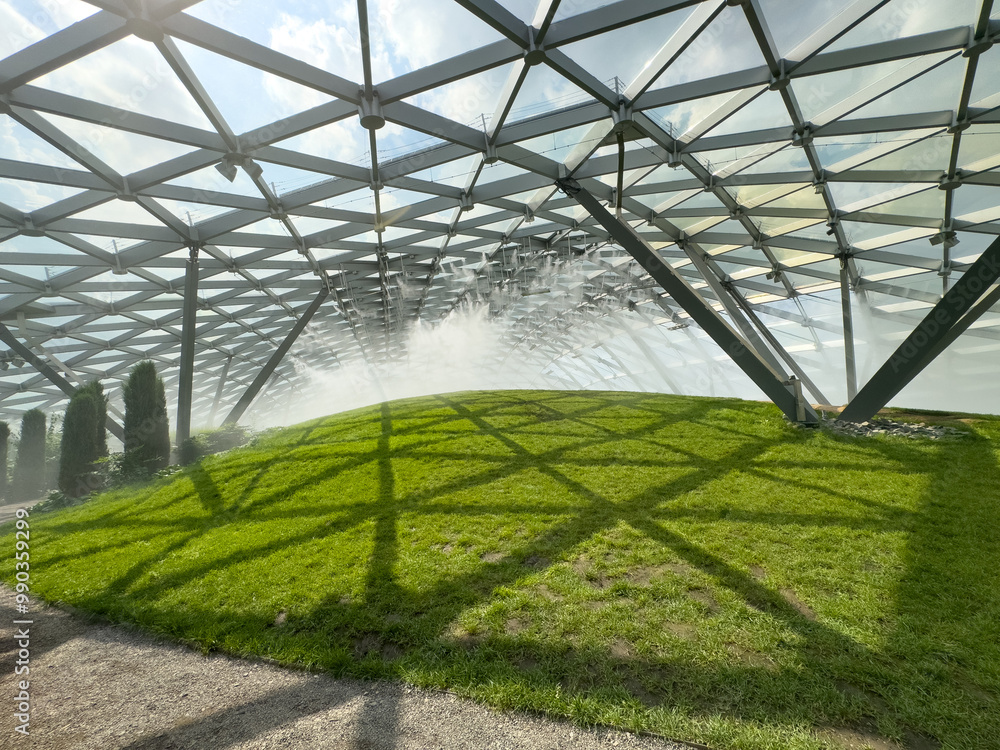 Fototapeta premium Green lawn under the dome