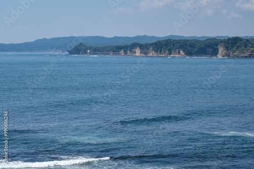 八幡岬公園から見る勝浦湾