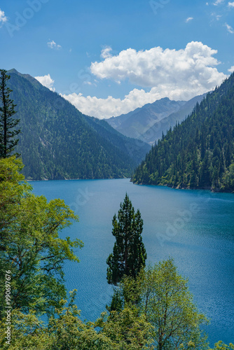 Lake view with mountains, jiuzhai valley national park, sichuan, china, asian nature