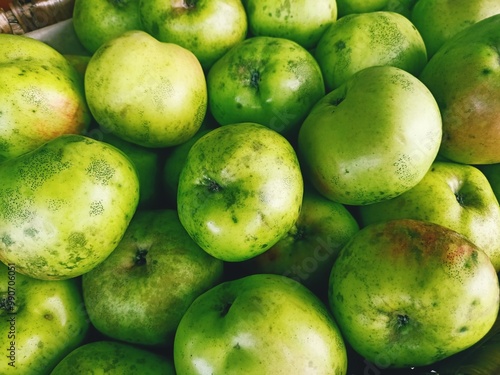 manzanas verdes del tipo Reineta